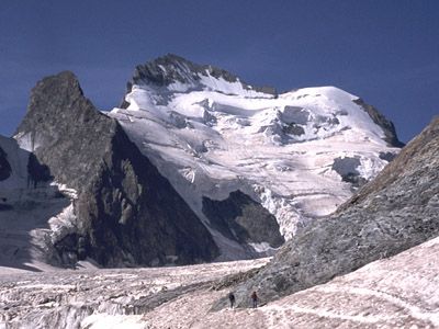 Der nah gelegene südlichste 4000er der Alpen: Barre des Écrins Der nah gelegene südlichste 4000er der Alpen: Barre des Écrins